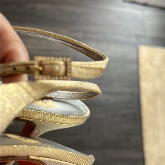Elegant Gold Slingback Heels